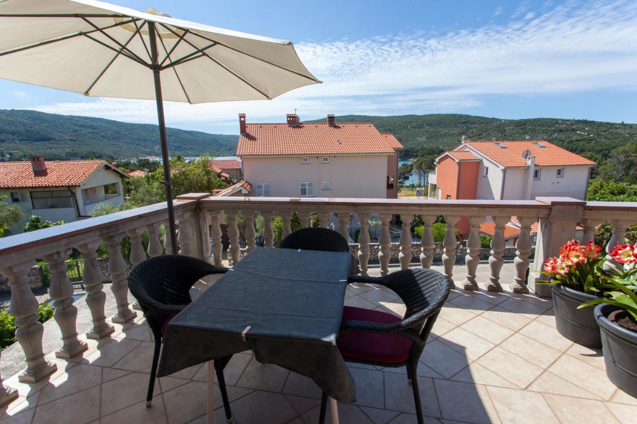Budimir1 Apartment